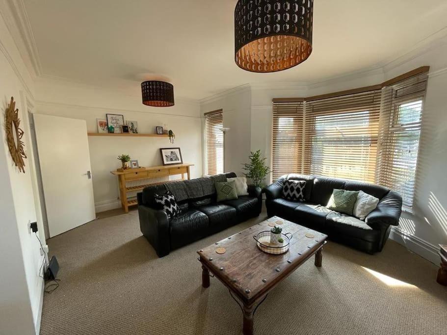 3 Bed Flat Near To Cardiff And Cardiff Bay 아파트 외부 사진