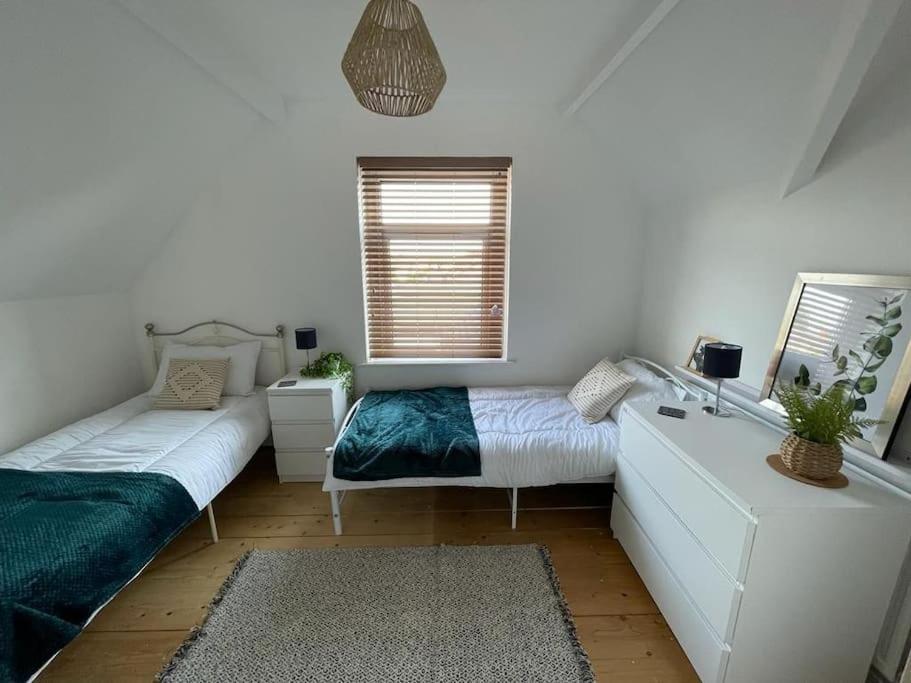 3 Bed Flat Near To Cardiff And Cardiff Bay 아파트 외부 사진