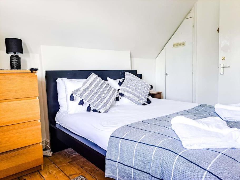 3 Bed Flat Near To Cardiff And Cardiff Bay 아파트 외부 사진